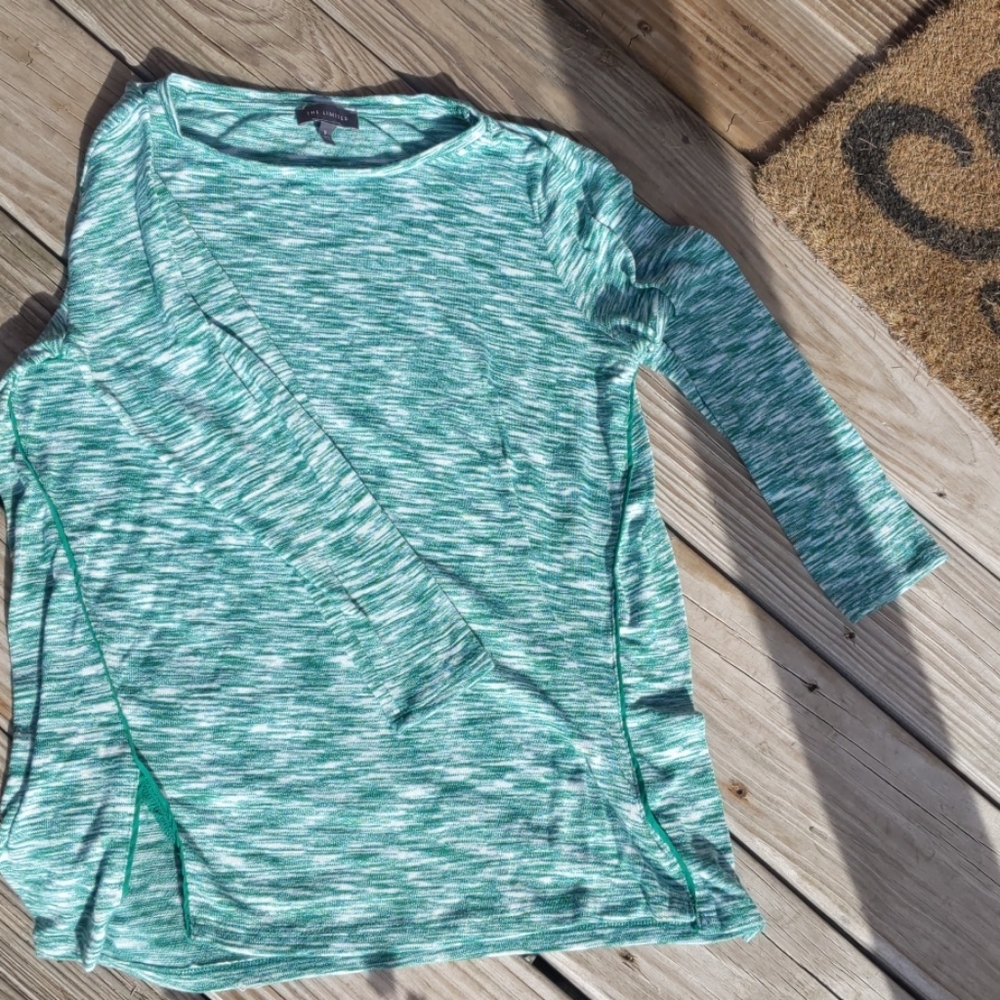 The limited lightweight sweater